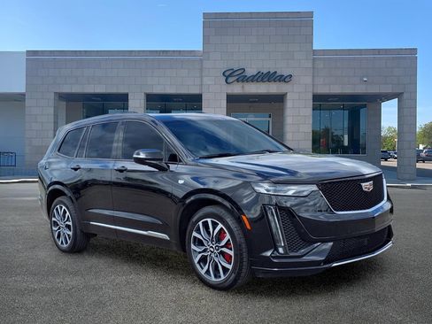 Used 2024 Cadillac XT6 Sport w/ LPO, Floor Liner Package AWD/4WD image 3