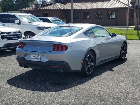 Used 2024 Ford Mustang Premium RWD image 4
