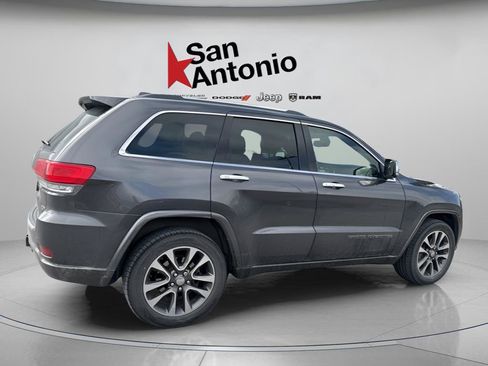 Used 2017 Jeep Grand Cherokee Overland AWD/4WD image 21