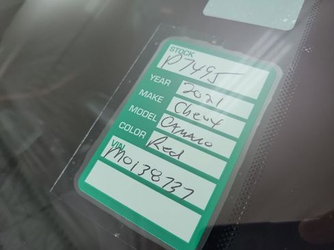 Certified 2021 Chevrolet Camaro SS RWD image 21