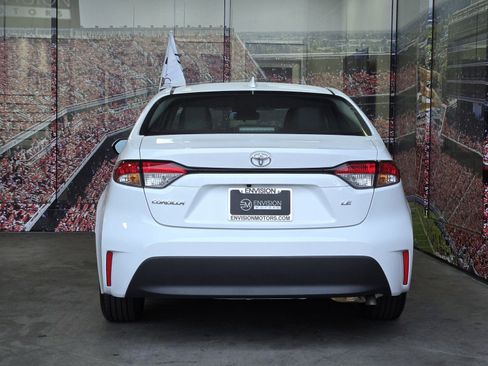 Certified 2025 Toyota Corolla LE image 7