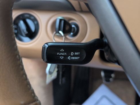 Used 2005 Porsche Boxster RWD image 21