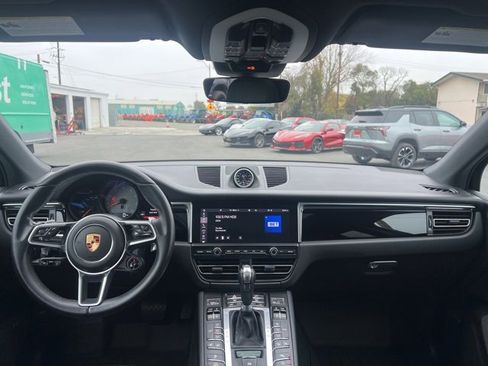 Used 2021 Porsche Macan S image 23
