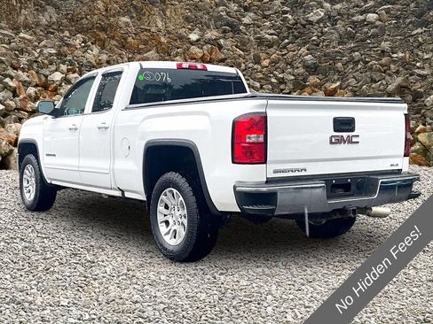 Used 2018 GMC Sierra 1500 SLE w/ SLE Value Package AWD/4WD image 11
