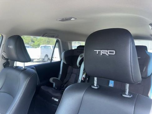 Used 2022 Toyota 4Runner TRD Sport RWD image 8