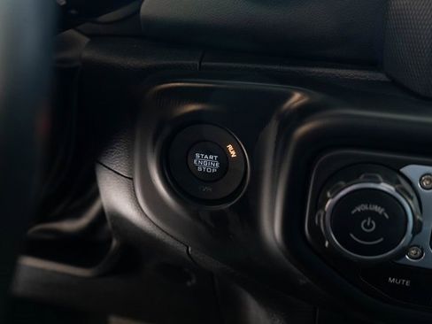 Used 2022 Jeep Wrangler Unlimited Sahara w/ Cold Weather Group image 33