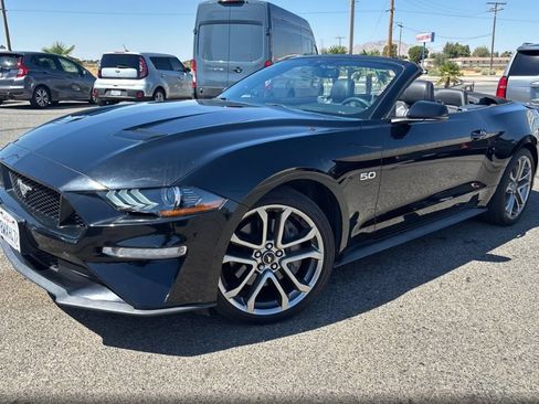 Used 2018 Ford Mustang GT Premium RWD image 1