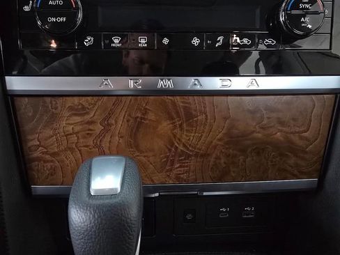 Used 2024 Nissan Armada SL image 29