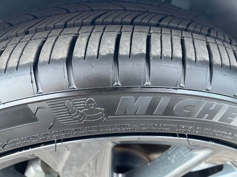 Certified 2024 Toyota Corolla XSE image 30