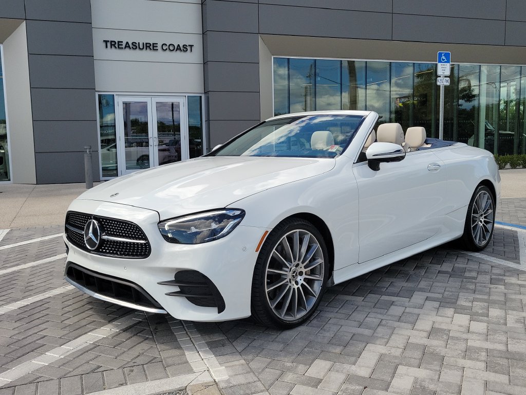 Used 2023 Mercedes-Benz E 450 4MATIC Cabriolet image 1