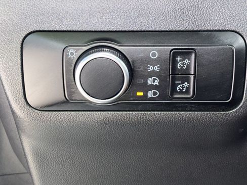 Used 2025 Ford Escape ST-Line AWD/4WD image 24