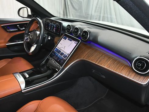 Used 2023 Mercedes-Benz C 300 4MATIC Sedan w/ Pinnacle Trim Package image 58