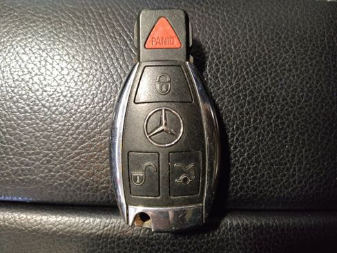 Used 2016 Mercedes-Benz C 300 Sedan w/ Premium 1 Package image 32