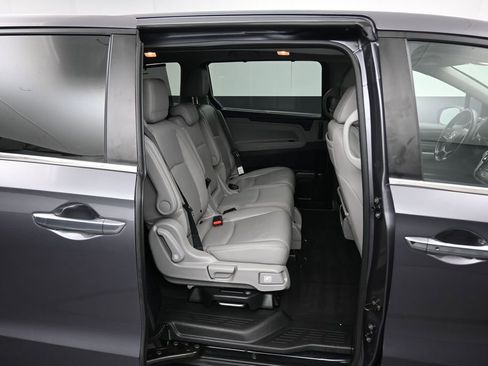 Used 2024 Honda Odyssey Touring image 49