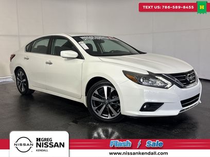 Used 2017 Nissan Altima 2.5 SR w/ LED Appearance Package