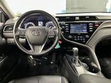 Used 2020 Toyota Camry SE image 5