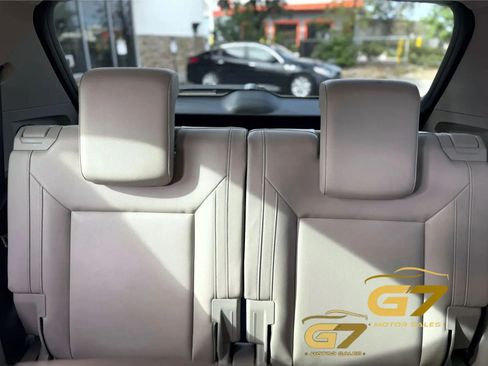 Used 2018 Volkswagen Atlas SE FWD image 16