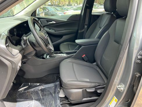 Used 2025 Buick Encore GX Preferred image 23