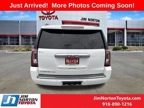 Used 2017 GMC Yukon XL Denali w/ Open Road Package AWD/4WD image 6