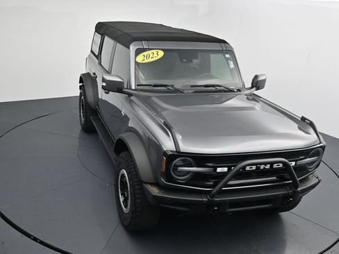 Certified 2023 Ford Bronco Outer Banks w/ Sasquatch Package AWD/4WD image 19
