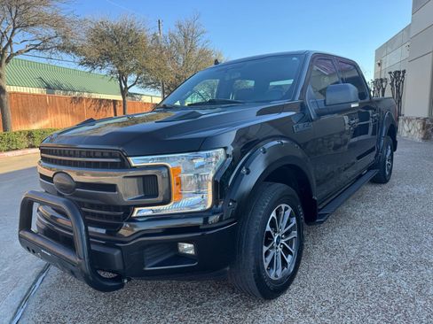 Used 2019 Ford F150 XLT w/ Equipment Group 302A Luxury image 11