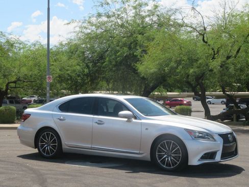 Used 2013 Lexus LS 460 w/ F-Sport Pkg RWD image 4