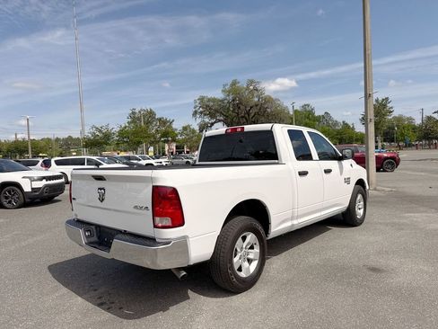 Used 2024 RAM 1500 Classic SLT image 3