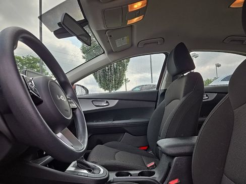 Certified 2023 Kia Forte LXS FWD image 29