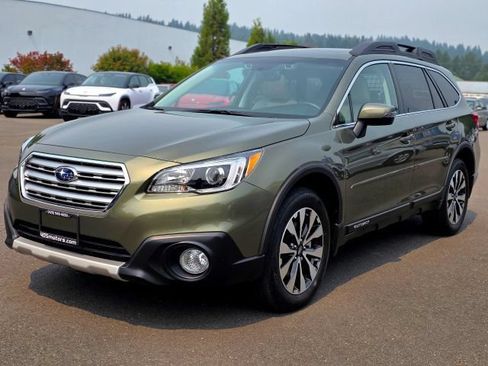 Used 2016 Subaru Outback 3.6R Limited AWD/4WD image 3