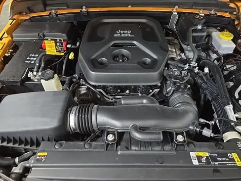 Used 2021 Jeep Wrangler Sport AWD/4WD image 11