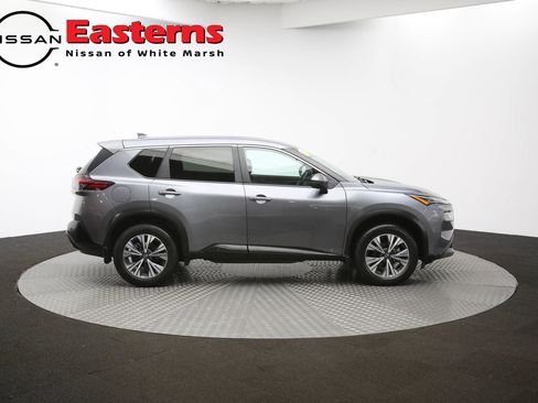 Used 2022 Nissan Rogue SV AWD/4WD image 44