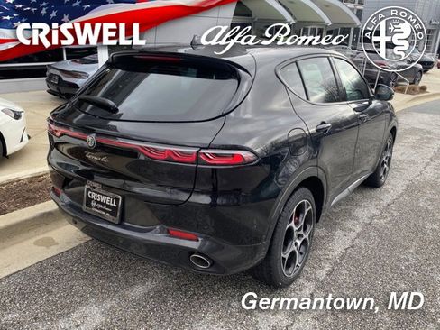 New 2024 Alfa Romeo Tonale Veloce image 5