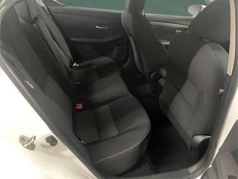 Used 2021 Nissan Sentra SV image 15