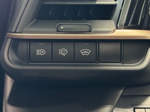 New 2026 Toyota Crown Signia image 33