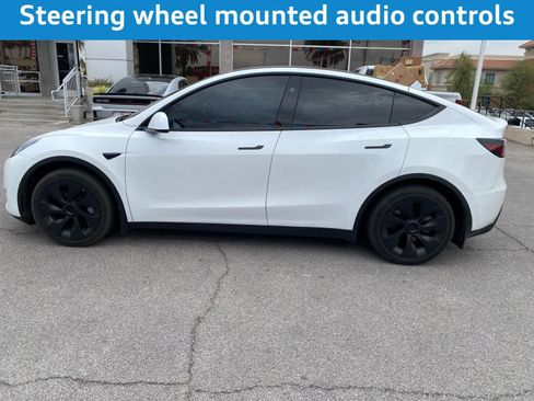 Used 2023 Tesla Model Y Long Range AWD/4WD image 11