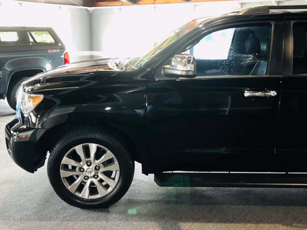 Used 2015 Toyota Sequoia Limited AWD/4WD image 15