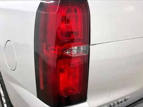 Used 2019 Chevrolet Tahoe LT RWD image 28