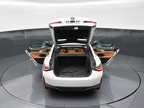 Certified 2023 BMW i4 eDrive35 RWD image 34