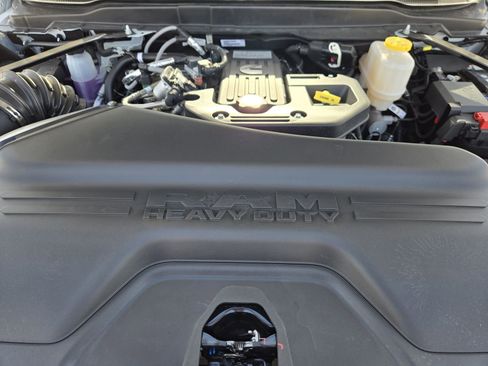 New 2026 RAM 5500 4x4 Crew Cab image 27
