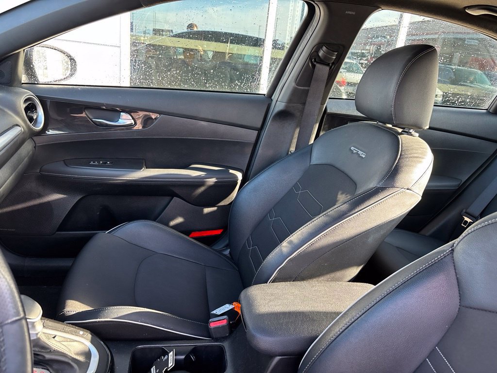 Certified 2024 Kia Forte GT-Line w/ GT-Line Premium Package FWD image 18