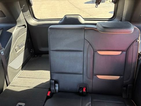 Certified 2022 GMC Yukon AT4 AWD/4WD image 19