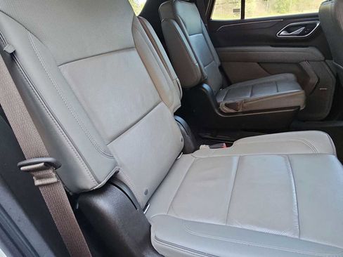 Used 2021 GMC Yukon SLT image 21