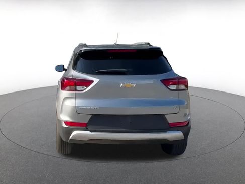 Used 2025 Chevrolet TrailBlazer LT image 11