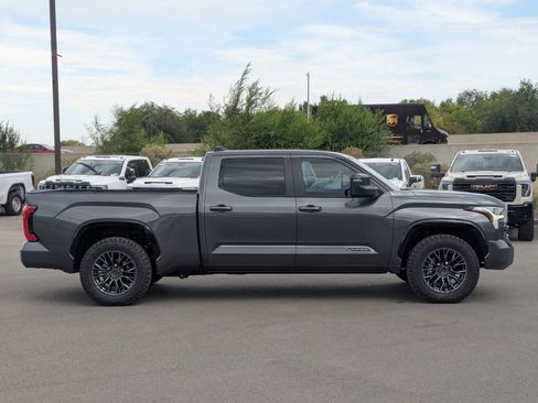 Used 2026 Toyota Tundra Platinum AWD/4WD image 6