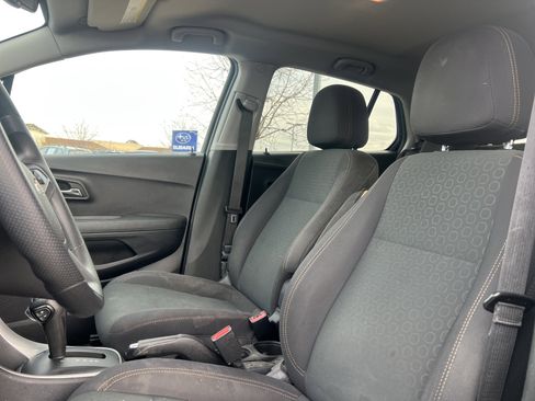 Used 2020 Chevrolet Trax LS w/ Tint and Cruise Package image 21