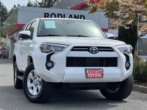 Certified 2024 Toyota 4Runner SR5 Premium w/ Moonroof Package AWD/4WD image 1