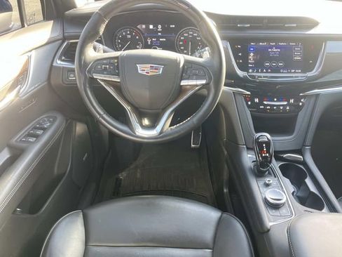 Used 2023 Cadillac XT6 Sport w/ Platinum Package image 12