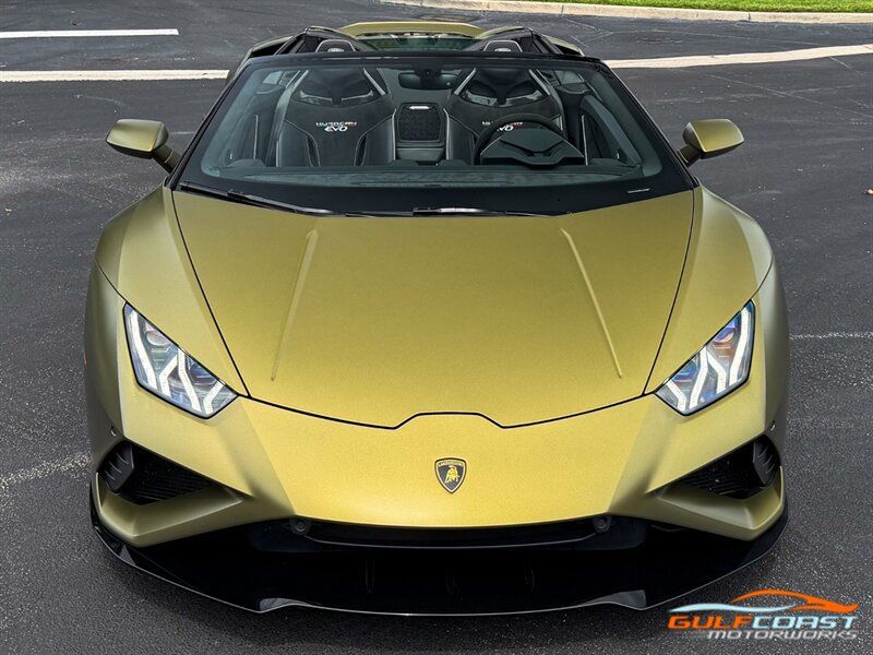 Used 2022 Lamborghini Huracan EVO RWD image 5