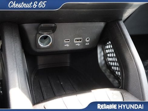 Used 2022 Chevrolet TrailBlazer LT FWD image 38