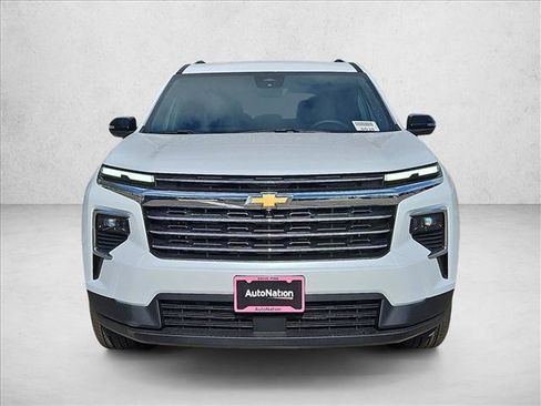 New 2026 Chevrolet Traverse LT w/ Driver Confidence Package image 6